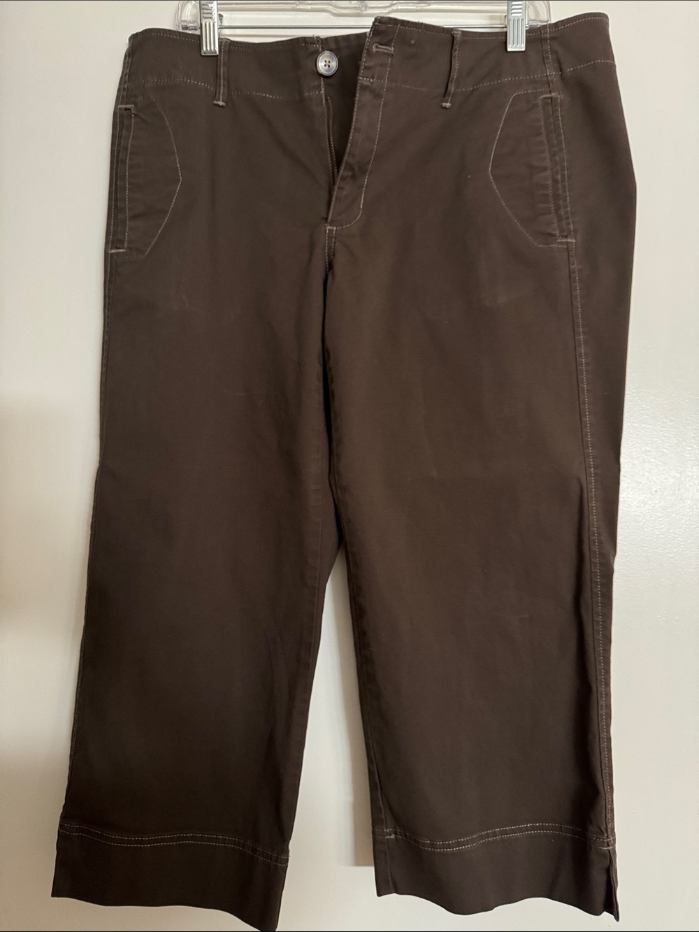 Eddie Bauer Brown Cropped Women's Chinos
